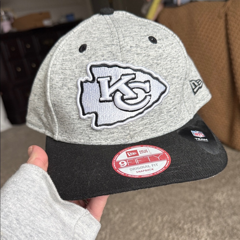 New Era Gray and Black Kids Snapback Hat